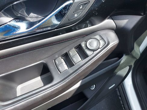 Used 2023 Chevrolet Traverse RS AWD/4WD image 19
