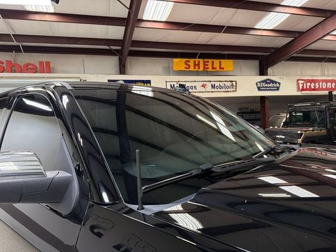 Used 2016 GMC Sierra 1500 Denali w/ Enhanced Driver Alert Package AWD/4WD image 45