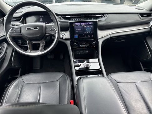 Certified 2022 Jeep Grand Cherokee Limited image 4