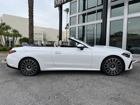 New 2026 Mercedes-Benz CLE 450 4MATIC Cabriolet image 8
