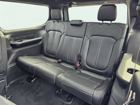 New 2026 Jeep Grand Wagoneer Limited AWD/4WD image 34