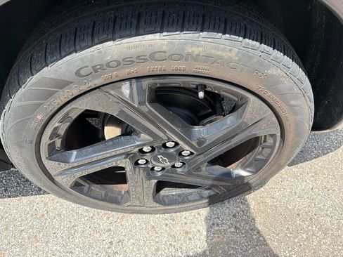 Used 2024 Chevrolet Equinox EV RS FWD image 15