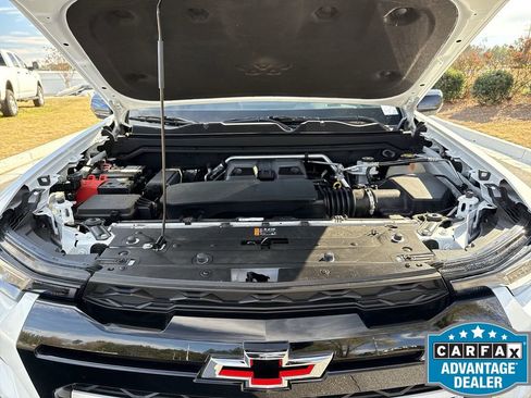 Used 2023 Chevrolet Colorado ZR2 w/ ZR2 Convenience Package III image 31