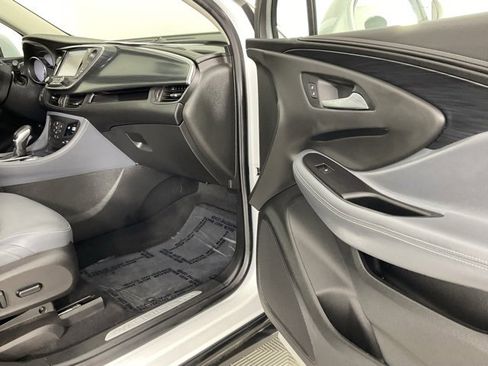 Used 2019 Buick Envision Essence image 18