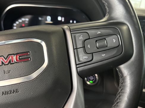 Used 2022 GMC Yukon SLT w/ SLT Premium Package AWD/4WD image 13