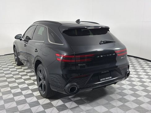 Used 2022 Genesis GV70 3.5T Sport w/ Sport Prestige Package AWD/4WD image 7
