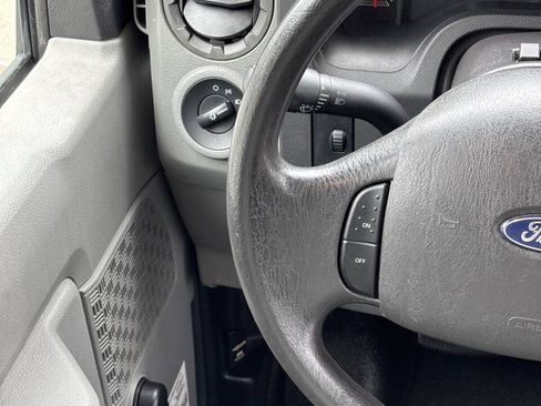 Used 2009 Ford E-450 and Econoline 450 RWD image 26