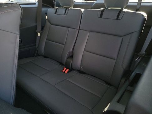 New 2026 Ford Explorer Active w/ Active Comfort Package image 8