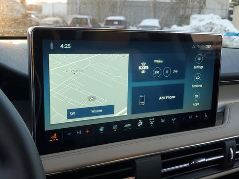 New 2026 Lincoln Corsair Premiere image 19