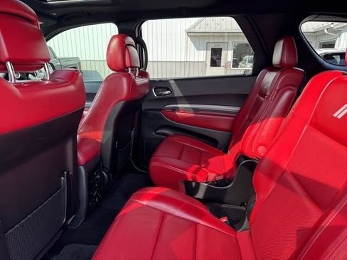 Used 2019 Dodge Durango R/T w/ Technology Group AWD/4WD image 4