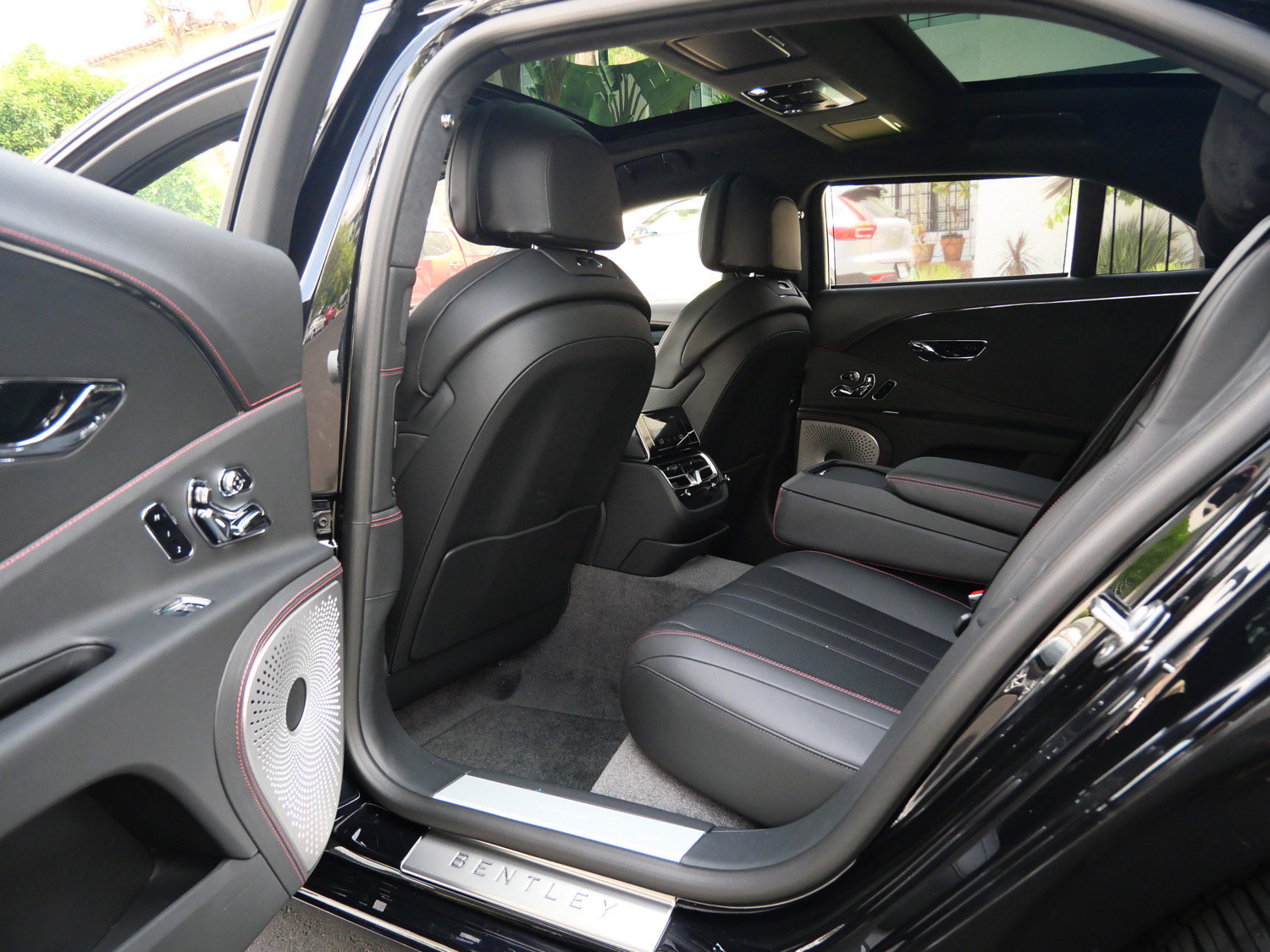 New 2026 Bentley Flying Spur V8 AWD/4WD image 20