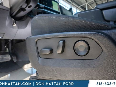 Used 2022 GMC Sierra 1500 SLE image 14