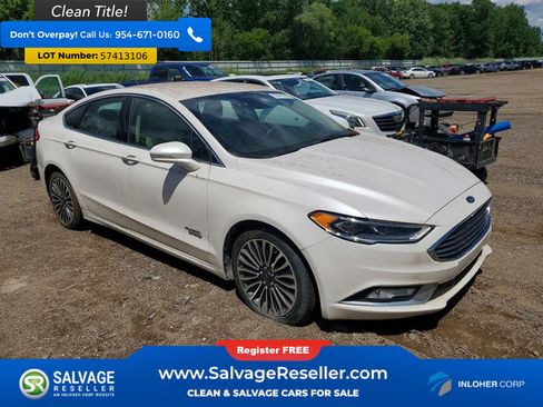 Used 2018 Ford Fusion Energi Titanium FWD image 5