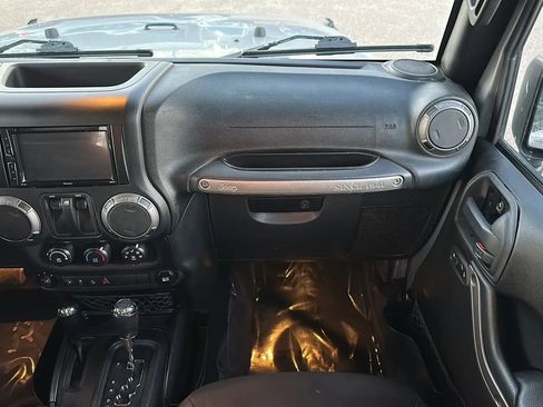 Used 2015 Jeep Wrangler Sport w/ Quick Order Package 24S image 21