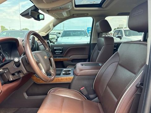 Used 2018 Chevrolet Silverado 1500 High Country AWD/4WD image 10