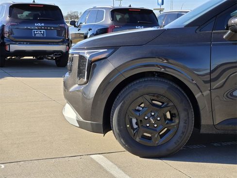 New 2026 Kia Carnival image 5