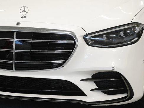 Certified 2023 Mercedes-Benz S 580 4MATIC Sedan image 8