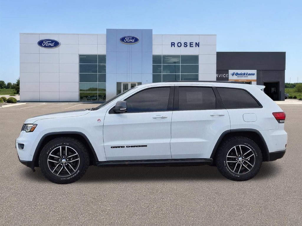 Used 2017 Jeep Grand Cherokee Trailhawk w/ Trailhawk Luxury Group AWD/4WD image 6