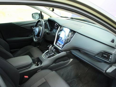 Used 2023 Subaru Outback Touring image 12