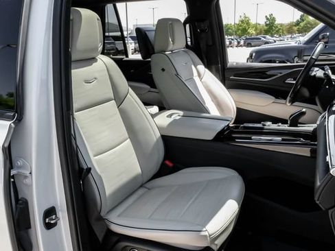 Used 2021 Cadillac Escalade Sport w/ LPO, ONYX Package RWD image 48