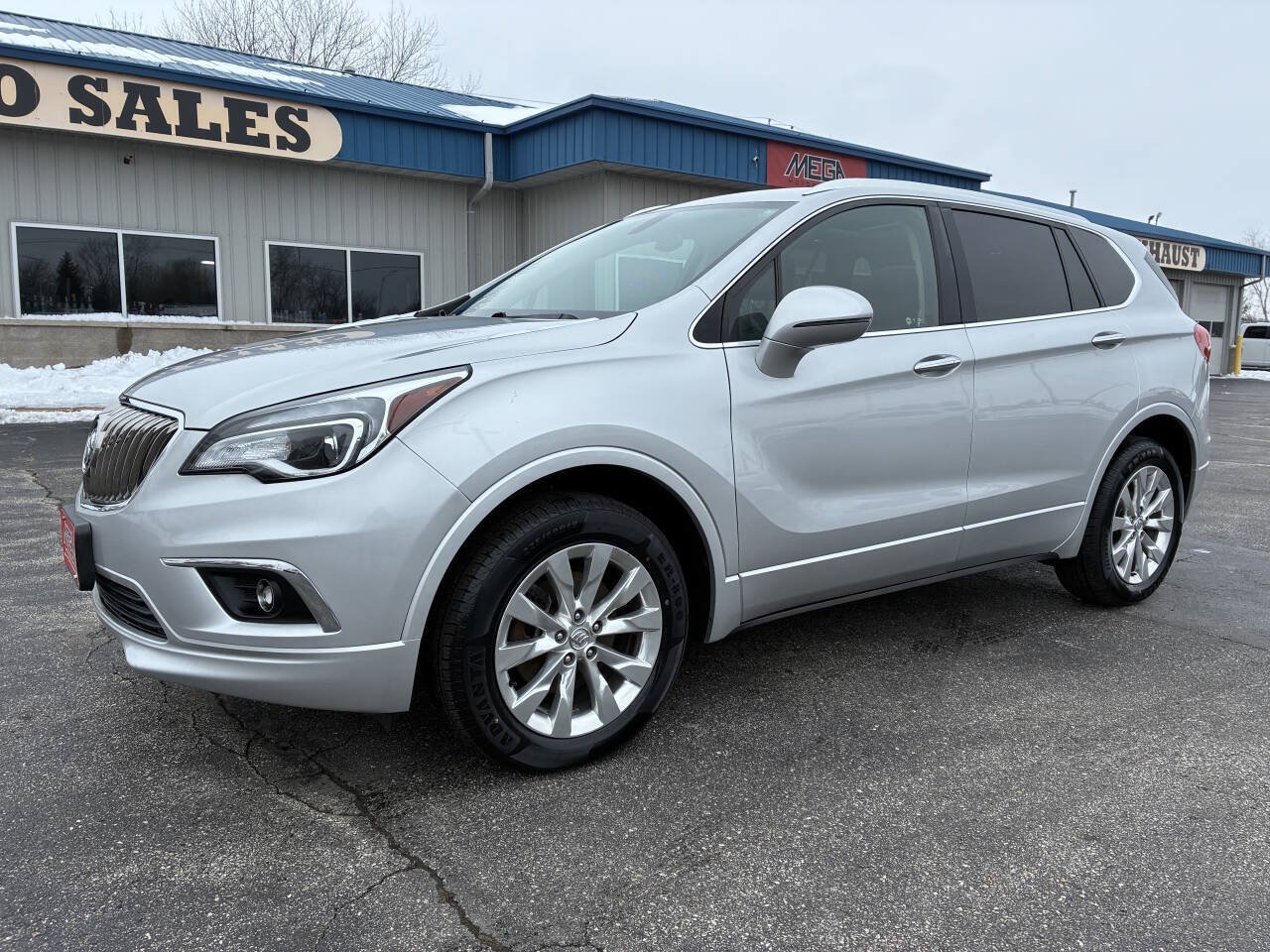 Used 2017 Buick Envision Essence AWD/4WD image 2