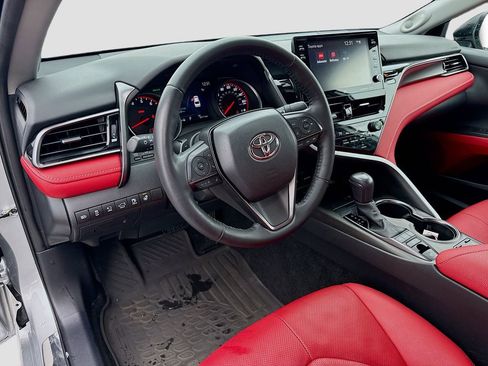 Used 2023 Toyota Camry XSE image 10