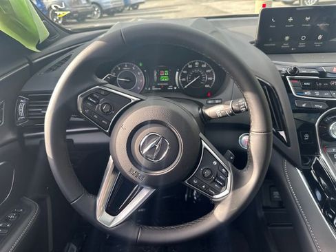 New 2025 Acura RDX SH-AWD image 17