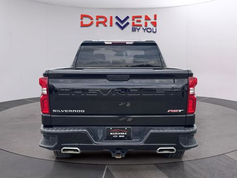Used 2023 Chevrolet Silverado 1500 RST w/ Z71 Off-Road Package AWD/4WD image 4