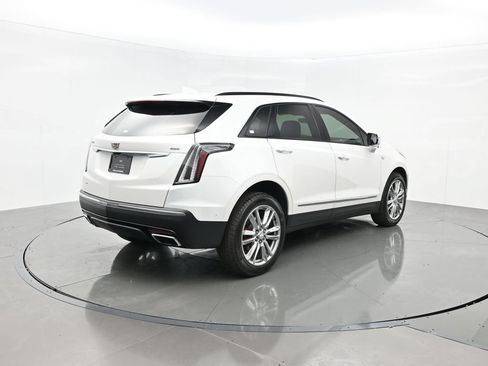 Certified 2024 Cadillac XT5 Sportv w/ Technology Package AWD/4WD image 6