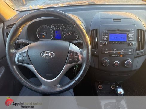 Used 2012 Hyundai Elantra SE image 10