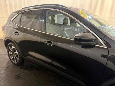 Used 2024 Ford Escape Platinum w/ Premium Technology Package image 13