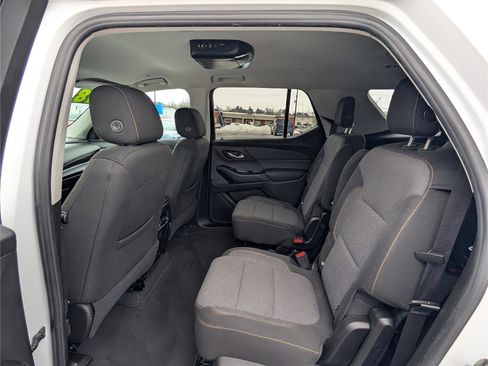 Used 2018 Chevrolet Traverse LT image 15