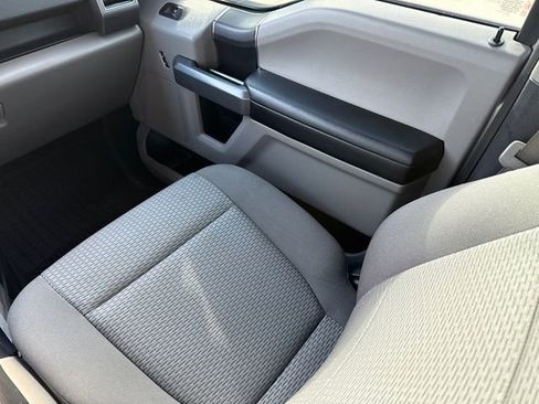 Used 2018 Ford F150 XLT image 16