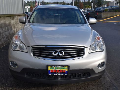 Used 2014 INFINITI QX50 Journey image 2