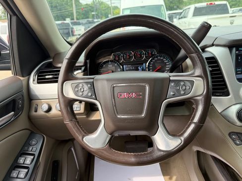 Used 2019 GMC Yukon SLT w/ HD Trailering Package AWD/4WD image 30