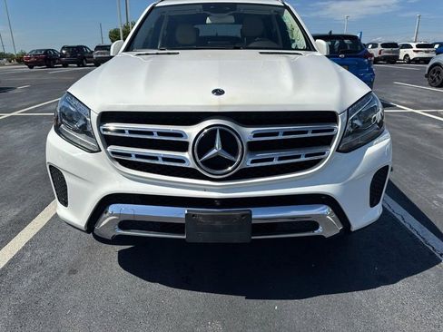 Used 2017 Mercedes-Benz GLS 450 4MATIC image 2