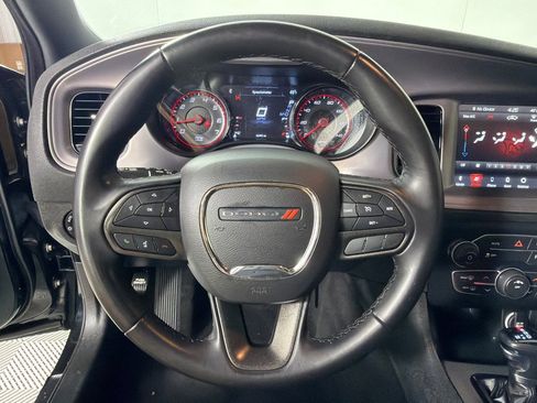 Used 2023 Dodge Charger SXT w/ Blacktop Package image 15