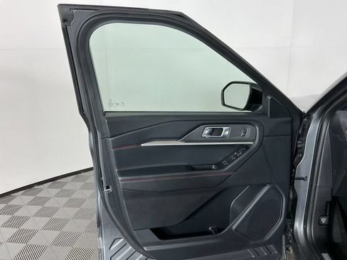 Used 2026 Ford Explorer ST-Line AWD/4WD image 13