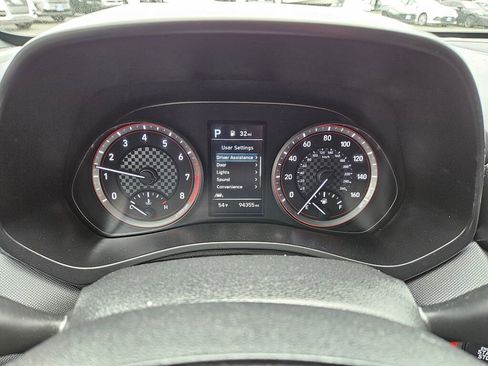 Used 2019 Hyundai Veloster 2.0 Premium FWD image 17