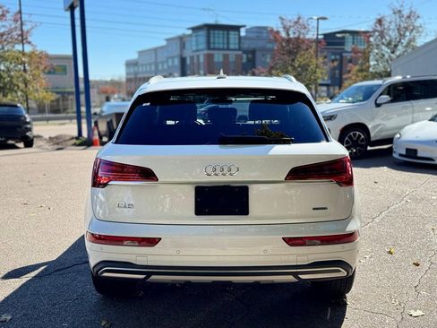 Used 2024 Audi Q5 2.0T Premium Plus w/ Premium Plus Package image 5