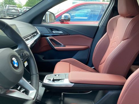 New 2026 BMW X2 xDrive28i w/ Technology Package AWD/4WD image 8