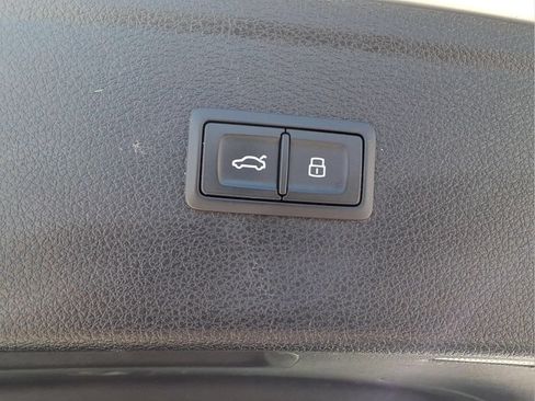 Used 2024 Audi Q5 2.0T Prestige AWD/4WD image 6