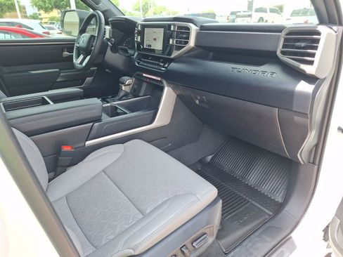 Used 2025 Toyota Tundra SR5 w/ SR5 Premium Package image 33