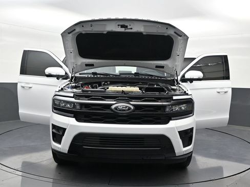Used 2023 Ford Expedition Limited image 36