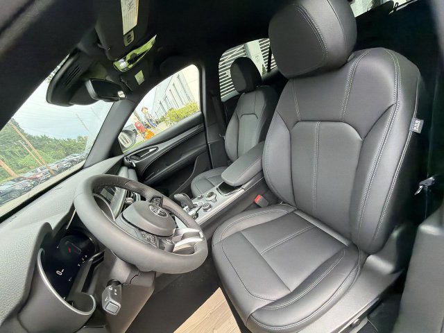 New 2026 Alfa Romeo Stelvio Sprint w/ Convenience Package AWD/4WD image 11