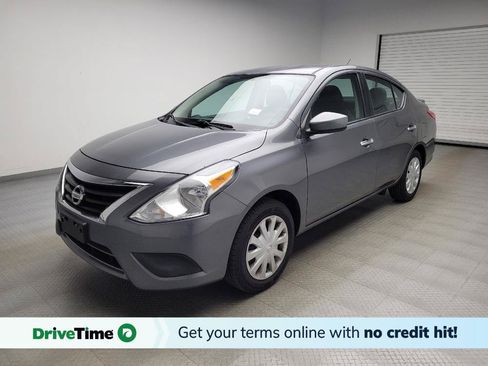 Used 2018 Nissan Versa SV FWD image 1