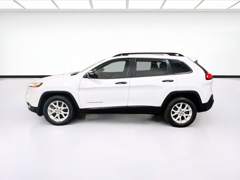 Used 2016 Jeep Cherokee Sport FWD image 22