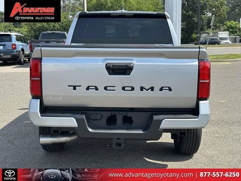 Used 2026 Toyota Tacoma SR5 AWD/4WD image 8