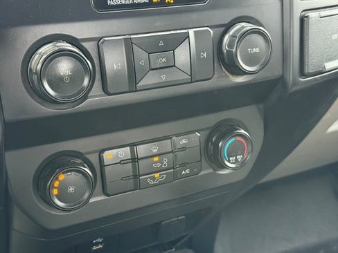 Used 2019 Ford F150 XL w/ Equipment Group 101A Mid RWD image 29