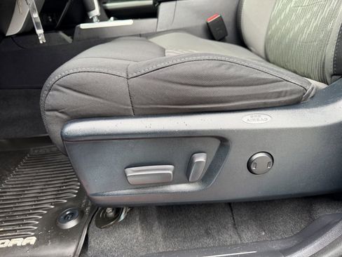 Used 2018 Toyota Tundra SR5 w/ TRD Off Road Package image 14